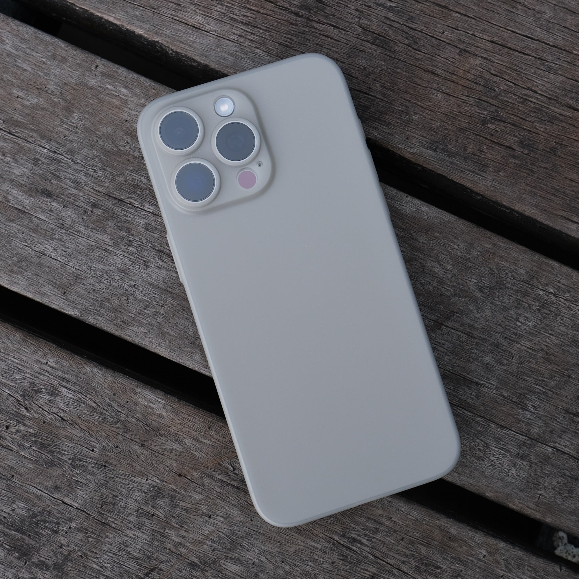 Bare Naked - for iPhone 15 Pro