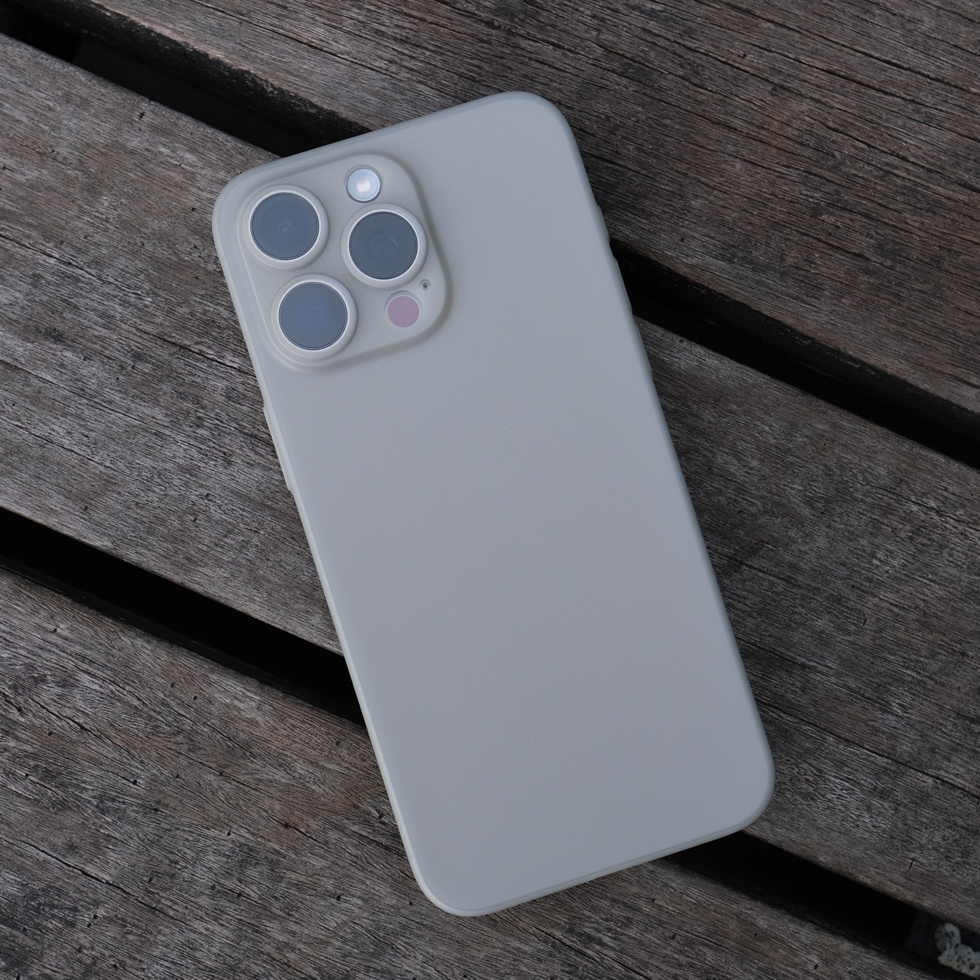 Bare Naked - for iPhone 16 Pro Max