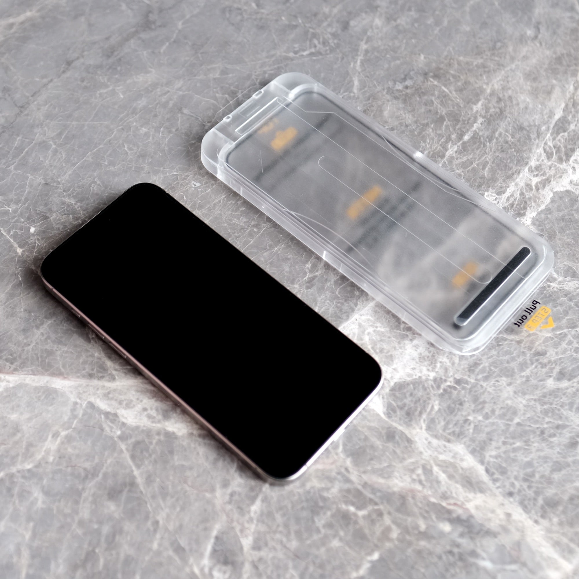 Bare Pane - for iPhone 16