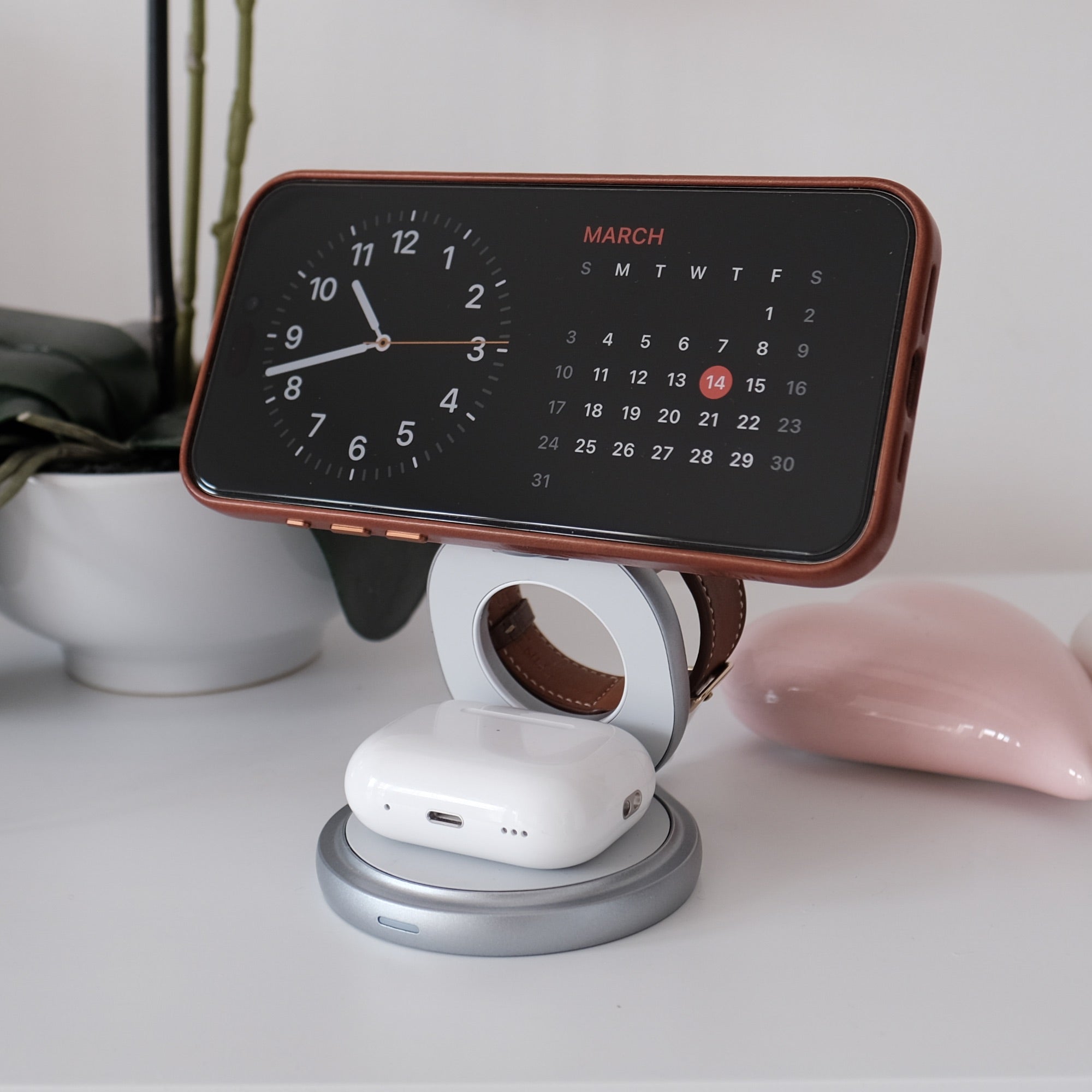 The Nexus 3-in-1 Wireless MagSafe Qi2 Charger